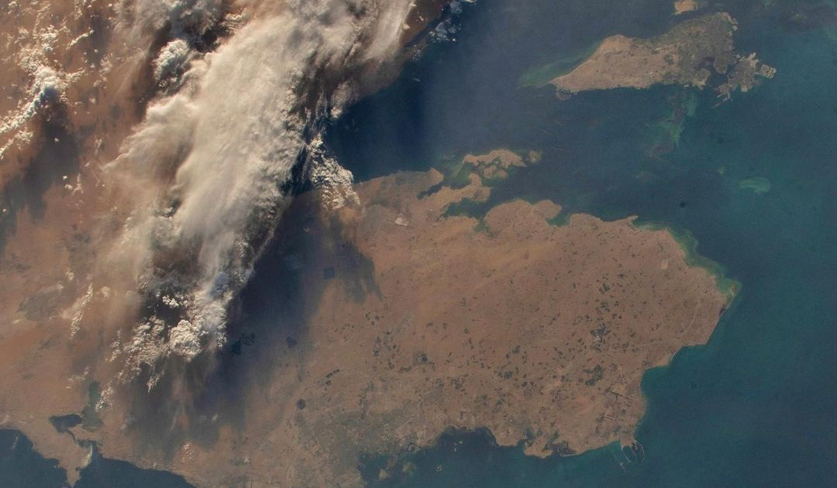 Emirati astronaut shares picture of Qatar from space